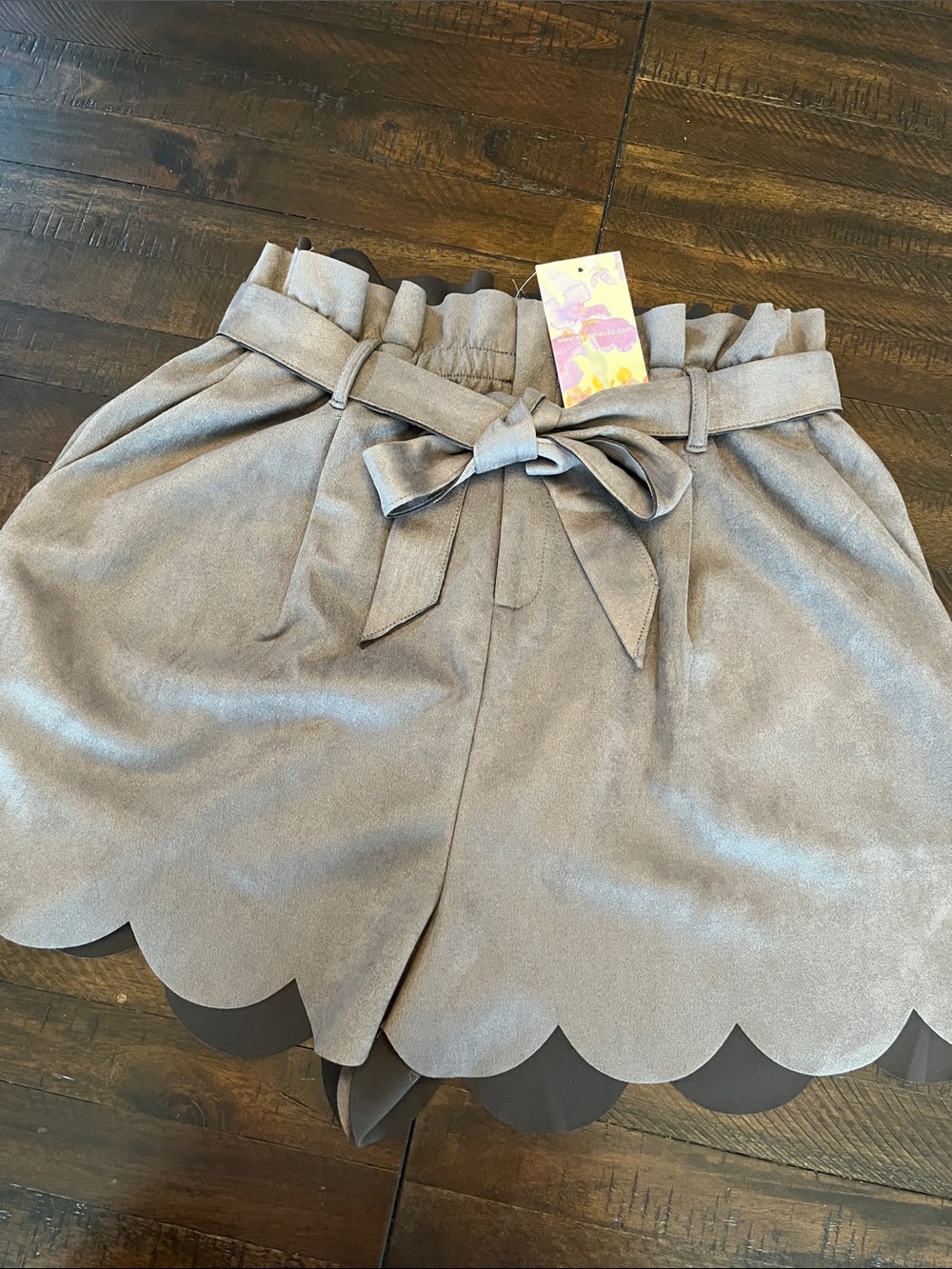NWT Gray Suede-Look Paperbag Waist Scalloped Shorts